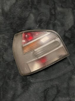 Audi A3 8L čirá zadní světla - 2