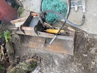 Predám svahovacku hydraulicku - 2