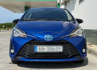 Toyota Yaris 1.5 Hybrid Live e-CTV / 1.majiteľ - 2