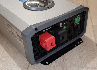 Predám menič napätia EPever IPower Plus 5000 W 48V - 2