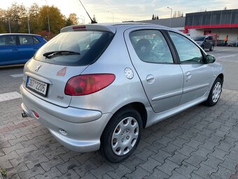 Peugeot 206 1.4i - 2