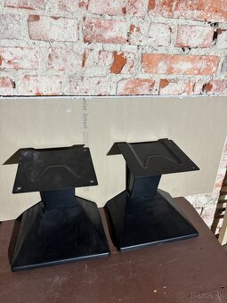 Stojany na reproduktory - 2