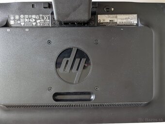 2x Monitor HP ProDisplay P201 – 20" | 1600x900 | VGA + DVI- - 2