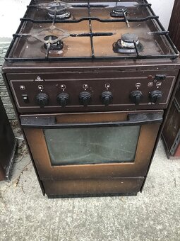 KOMBINOVANý STARý SPORáK - 2