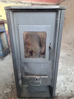 Predám výkonu  pec  z výmenníkom. - 2