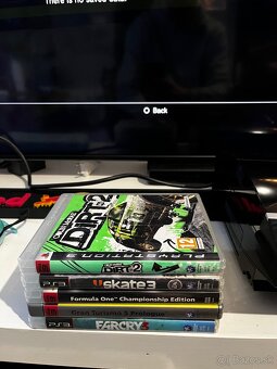 Playstation 3 + 5x hry - 2