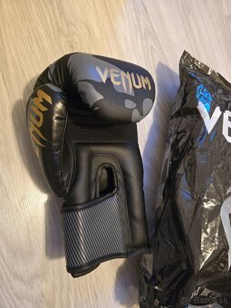 Predám VENUM rukavice - 2