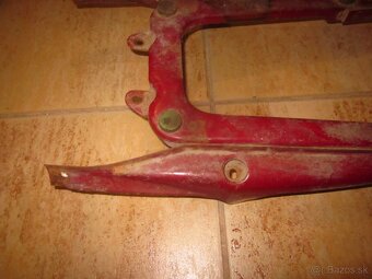 ČZ 175 nosník sedla s madlom - 2