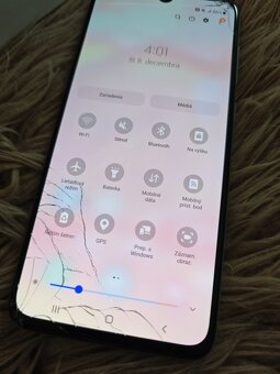 Samsung Galaxy A70 - 2