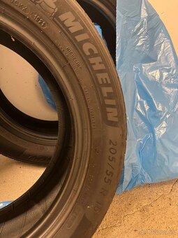 letné pneu Michelin Primacy4 205/55 R16 - 2