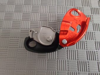 Predám Petzl Grigri - 2