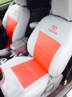 Kožené poťahy na Toyota Rav4 2002-2003 - 2