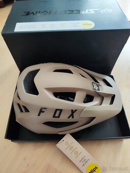 Prilba Fox - 2