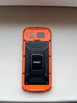 EVOLVEO STRONGPHONE Z6 - 2