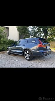 Volvo V60 CROSS COUNTRY - 2