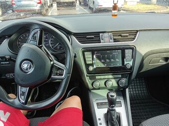 ŠKODA OCTAVIA - 2