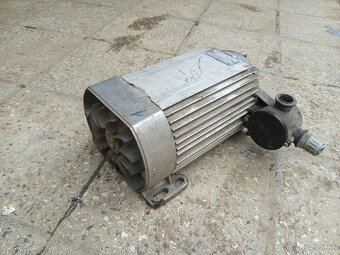 Elektromotor. - 2