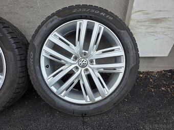 Zimne kolesa VW Tiguan 5x112 r19 235/50 r19 Auckland - 2