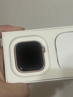 PREDANÉ Dobrý deň Ponúkam na predaj Apple Watch 10 42mm - 2