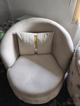 Chesterfield sedacka - 2