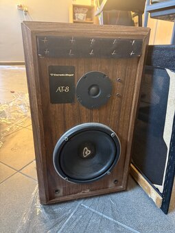 Reproduktory Cerwin-Vega AT-8 (2 kusy) - 2