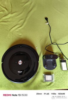 iRobot Roomba e5 - 2