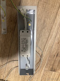 Zavesne led svetlo - 2