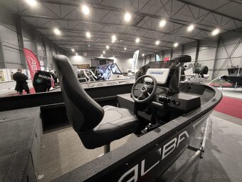 Predám špičkový rybársky hliníkový čln ALBA 440 C - 2