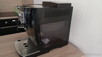 Kávovar Magnifica S - 2