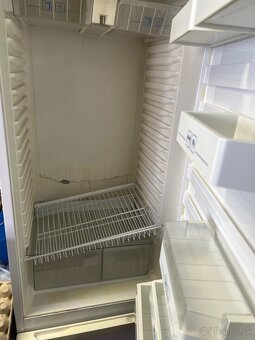 Chladnička s mrazničkou - 2