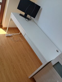 Stolík IKEA - 2