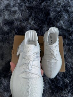 Adidas Yeezy 350 - 2