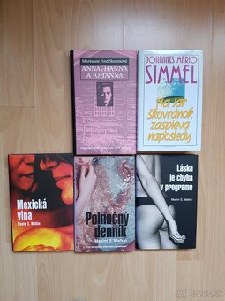 Veľké množstvo románov bestsellerov v super stave - 2