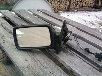 seat cordoba zrkadlo a lave predne svetlo - 2