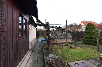 PREDANÉ 5 iz. rodinný dom – Dubnica nad Váhom, garáž - 2