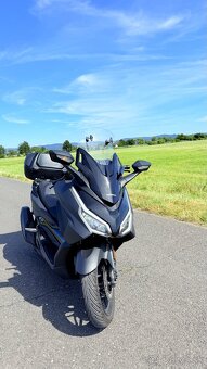 Predám Skúter honda forza 350 - 2