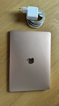 MacBook Air 13-palcový Retina 2019 Rose gold - 2