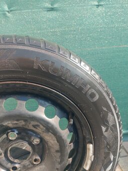 Zimne Kumho 195/65/r15 na diskoch - 2