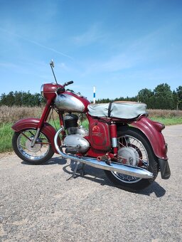 Povodná jawa kývačka 250/353 1957 po kompletnej renovácii - 2
