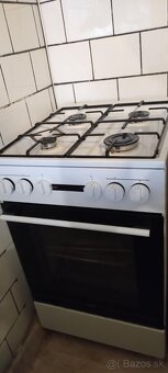 Plynový sporák značky MORA - 2