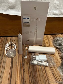 Philips Sonicare Prestige 9900 - 2