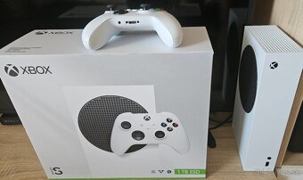 X box series S /1TB - 2