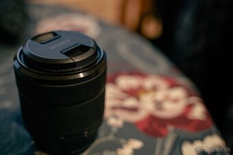 Sony FE 28-70mm f/3,5-5,6 OSS (SEL2870 - kit lens) - 2