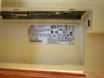 Fujitsu B24W-6 LED FullHD DISPLAYPORT DVI - 2