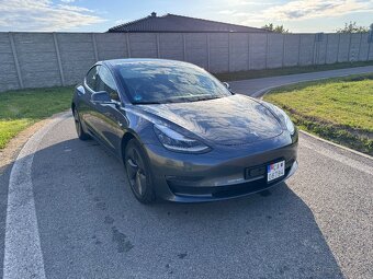 Prenájom Tesla 3 Long Range Dual Motor - 2