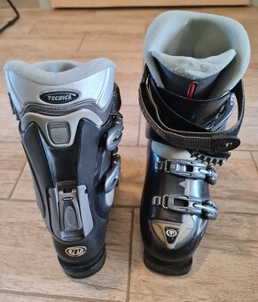 Technica dámska - 2