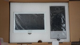 Hikvision Intercom Kit DS-KIS902-S - s rozpoznaním tváre - 2