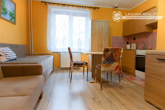 PRENÁJOM Garzónka v centre mesta Spišská Nová Ves - 2