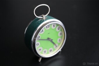 Prim green mechanický budík 1970 – vintage - 2