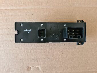 Ovládanie okien LP Ford Focus II FL 3M5T14529CF - 2